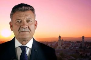 VIDEO/ Mircea Hava: ”Un Crăciun fericit şi un An Nou mai bun, vă urez în numele întregii echipe a Primăriei municipiului Alba Iulia!”