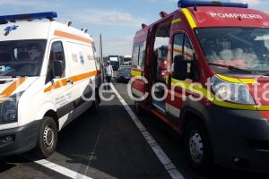 Trei persoane ranite grav. Accident dintre un microbuz si un TIR, pe DN 7. A fost declansat Planul Rosu 