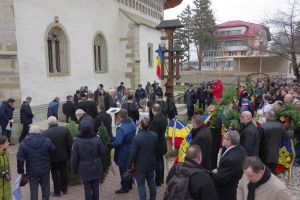 Slujbă de pomenire şi depuneri de coroane pentru eroii Revoluţiei