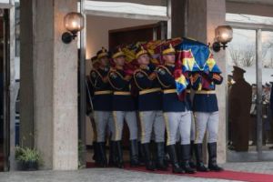 După DOUĂ DECENII, ADEVĂRUL despre REGELE MIHAI a fost spus din IMAGINI. Galerie FOTO INEDITĂ cu ULTIMUL REGE AL ROMÂNIEI