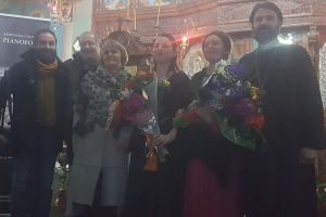 Concert de colinde şi muzică cultă la Biserica Sfintii Apostoli Petru şi Pavel din Râmnicu Vâlcea