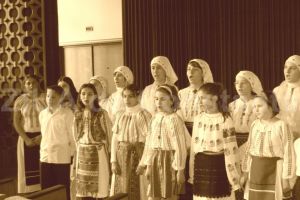 #citesteDobrogea: Colindele dobrogene - Ritmul e vioi, apropiat de cel al strigaturii“. Lucrari din Biblioteca Virtuala ZIUA de Constanta