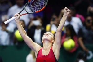 Halep A CÂȘTIGAT turneul demonstrativ din Thailanda. „Simo” a DEMOLAT-O pe Pliskova, în finală