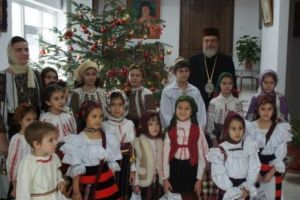 Treziţi-vă, vă vin colnidătorii !