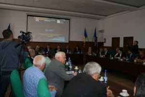 În sfârşit, un ministru care vine şi face în judeţul nostru: Internetul, o mare şansă pentru comunităţile rurale!