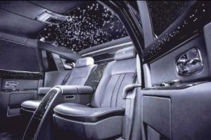 FOTO Românii iubesc luxul pe roţi. Chiar şi second-hand