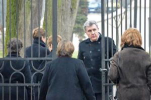 Toate fetele Regelui Mihai I, reunite la Săvârşin de Crăciun I FOTO - VIDEO