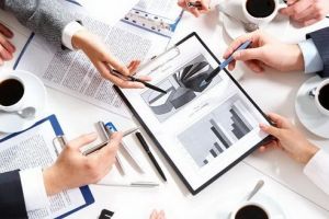 Simplificări şi clarificări ale legislaţiei achiziţiilor publice