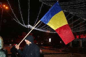 Ce l-a scos din nou în stradă pe tânărul care a creat Comunitatea Unită Bistriţa