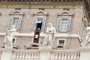 Papa Francisc a criticat „vânturile globale ale războiului” în mesajul său de Crăciun