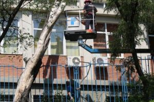 FOTO-VIDEO: Banalitatea şi complexitatea unei intervenţii a pompierilor