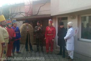 REPORTAJ: ”Craii” din Sâncel, obicei cu caracter religios prezentat în ziua de Crăciun, păstrat de peste 100 de ani