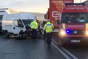 Un mort şi mai mulţi răniţi în accidente rutiere în Argeş