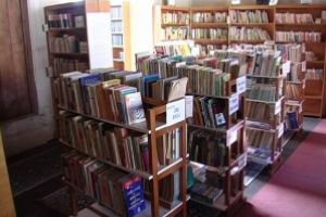 Consultaţii oftalmologice gratuite şi aplicaţii de lectură pe smartphones, la Nocturna Bibliotecilor