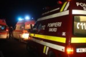 Impact violent intre doua autoturisme in apropiere de Faurei / Sapte persoane au fost ranite