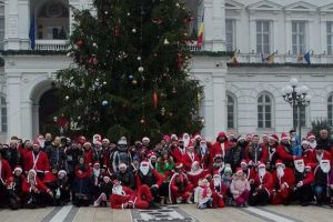 „Moş Crăciun pe Motocicletă” a adus un zâmbet pe feţele arădenilor mai puţin norocoşi (GALERIE FOTO)
