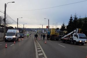 Trafic paralizat în Burdujeni, după un accident produs marţi noapte