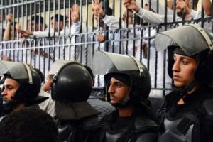 Egiptul a executat 15 persoane pentru implicare în activităţi teroriste