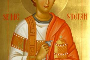 Astăzi îl prăznuim pe Sfântul Arihidiacon Ștefan, primul martir al Bisericii. La mulţi ani sărbătoriţilor zilei!