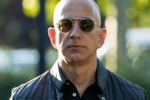 Cei mai bogaţi oameni din lume şi-au majorat averile cu 1.000 de miliarde de dolari, în 2017