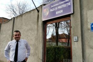 Şeful SPP Bihor spune că a redresat firma de pază a Consiliului Judeţean şi vrea ca aleşii să-i aprobe noul buget