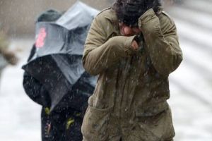 ANM: Cod galben de vânt puternic, joi