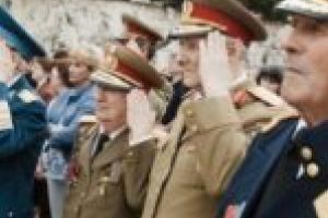 Senatorii au modificat Legea! Pensia specială nu poate depăşi nivelul net al salariului!