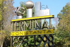 Oil Terminal, declaratii de avere  Presedinte a doua fundatii, Armando Traian Andresoiu, sef Departament Logistica, detine doua autoturisme, doua locuinte si un teren agricol (documente) 