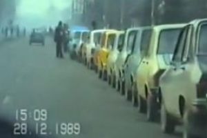 Cozi interminabile: Cum arata Baia Mare la trei zile dupa moartea lui Ceausescu (VIDEO)