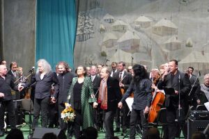 Sală plină şi atmosferă de sărbătoare la Concertul „Magnificent Christmas” cu Felicia ...