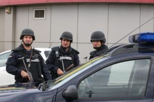 Perchiziţii în Mureş. Sunt vizaţi angajaţi ai RAR Mureş şi Paşapoarte Mureş