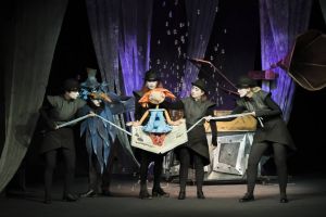 VINERI: Spectacolul ”Mica Vrăjitoare”, prezentat în premieră la Teatrul de Păpuşi „Prichindel„ din Alba Iulia