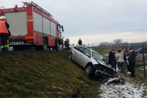 Accident rutier la Josenii Bârgăului. Două femei au ajuns la spital (FOTO)