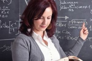 Medicii şi profesorii pot aplica la programul ANL şi după vârsta de 35 de ani