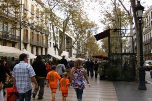 POVESTE INCREDIBILĂ! Cum a fost JEFUIT un român în Barcelona : „Ar fi cazul ca Europa să înceteze cu stereotipul: ROMÂNII FURĂ”