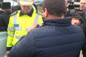 A vrut să dea mită 500 de euro pentru a scăpa de dosar penal