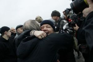 Cel mai mare schimb de prizonieri între Kiev şi separatiştii ruşi