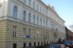 Investiţii de peste 30 de milioane de lei pentru renovarea Colegiului Economic şi a Colegiului Naţional „Elena Ghiba Birta”