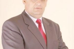 Huşenii sărbătoresc în Piaţa Tricolorului