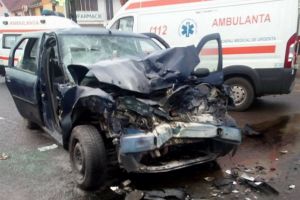 Accident grav pe DN 76: Cinci persoane au ajuns la spital!
