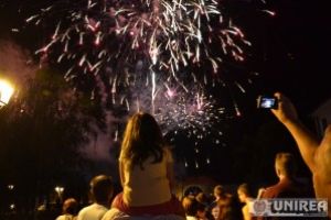 Revelion 2018 în Piaţa Cetăţii din Alba Iulia: Spectacol de artificii corelate pe muzică, cu tema ”Revelion România Epic”