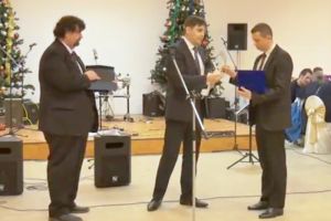 Patru tineri cercetatori primesc cate o bursa de o mie de euro de la Universitatea Politehnica 