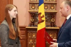 Câştigătoarea show-ului Vocea României, REACŢIONEAZĂ: „Fraţilor, am 16 ani. De ce mă băgaţi în politică”