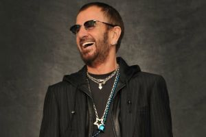 Ringo Starr a primit titlul de cavaler din partea Coroanei Britanice