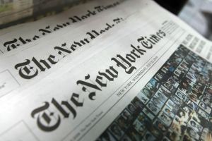 NY Times: România, care s-a luptat mult timp cu corupţia, se pregăteşte pentru decizia preşedintelui privind legile justiţiei