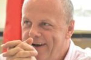 Nelu Popa a făcut 4 milioane din pix!