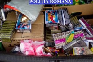 Peste 10.000 de produse pirotehnice confiscate de poliţiştii din Mureş, într-o zi
