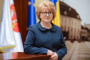 Primarul Astrid Fodor în mesajul de Anul Nou – Urez tuturor un an 2018 cu sănătate