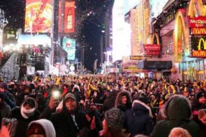 New York MAGIC: Mai PUTERNIC decât FRIGUL şi ATENTATELE. Foto în articol