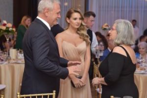 Bat clopotele de nuntă pentru Dragnea?